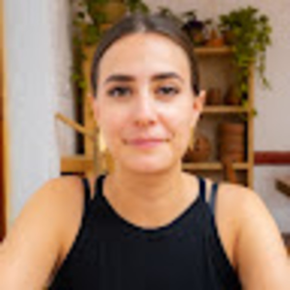 Meet your Posher, Amanda - Picture 1 of 1